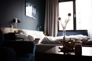 カップルに人気の紅葉が楽しめる露天風呂付き客室の口コミ重視ポイントは？